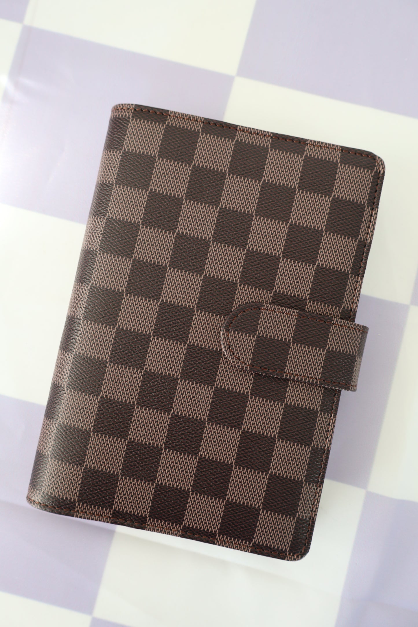 Saving Binder - Checkered