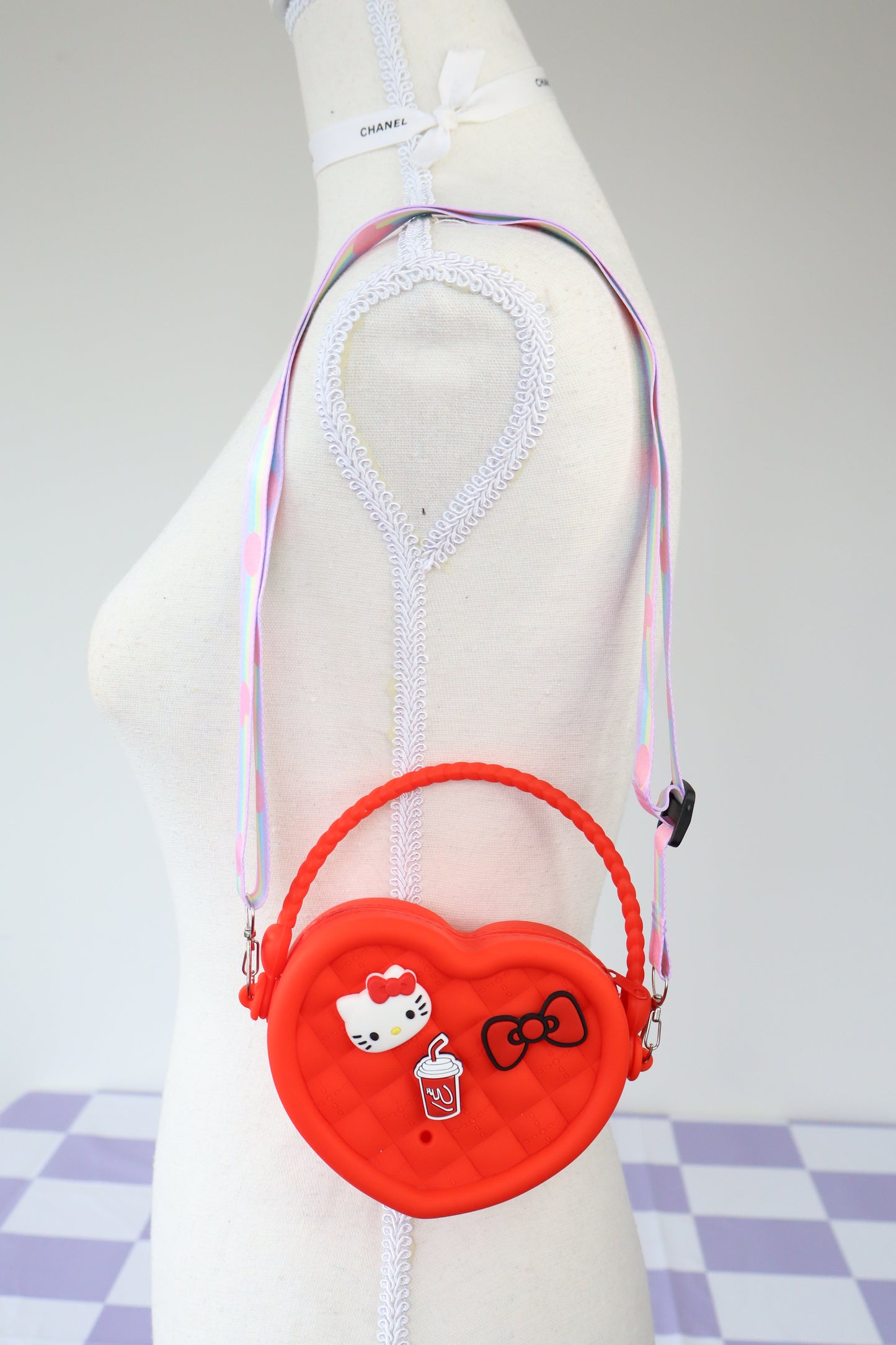 Hello Kitty Mini Heart Purse