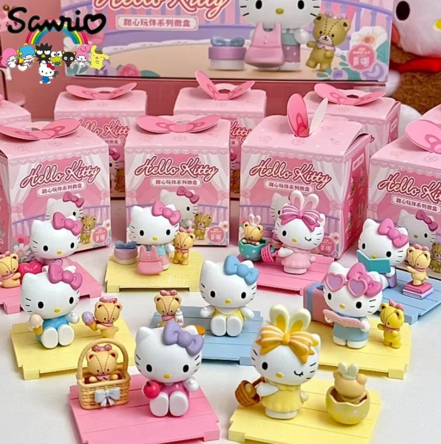 Hello Kitty Blind Box: Sweetheart Playmate Series